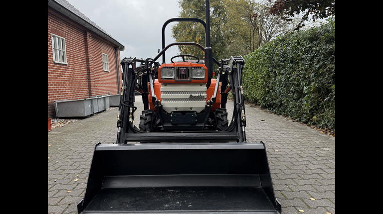 Kubota B1402DT met voorlader al vanaf €125 per maand.